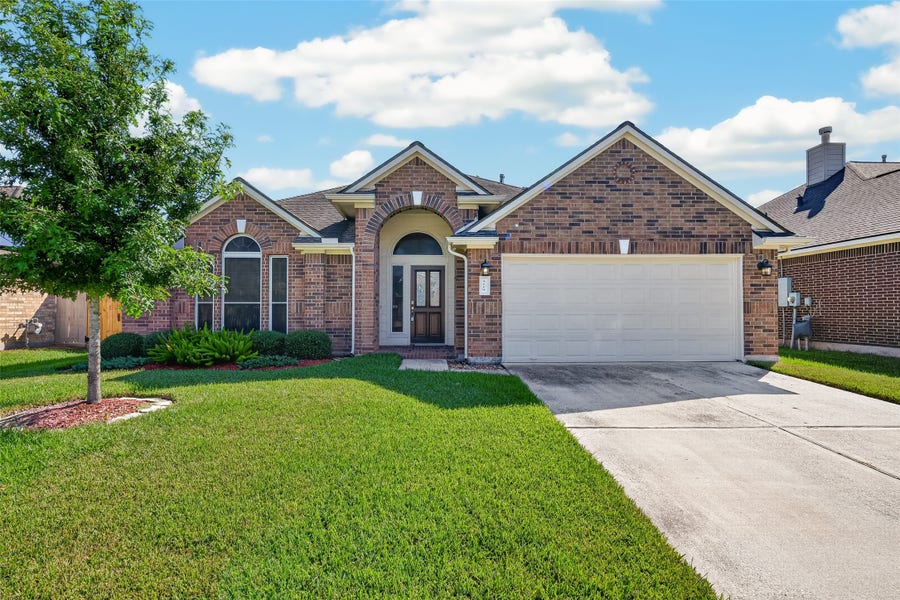 Property photo for 5119 Camarosa Drive, Pasadena, TX