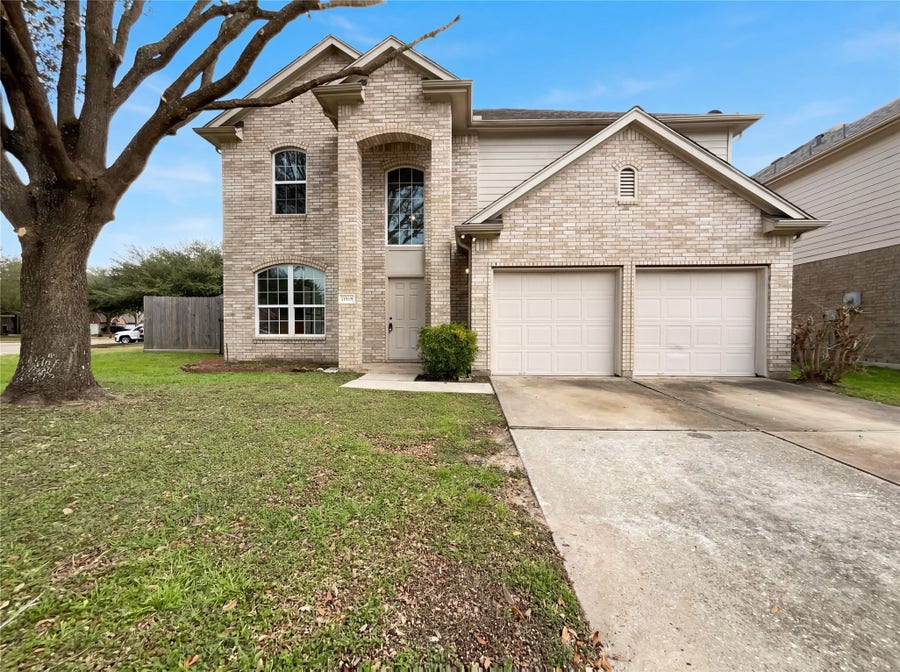 Property photo for 11919 Leaf Oak Drive, Houston, TX