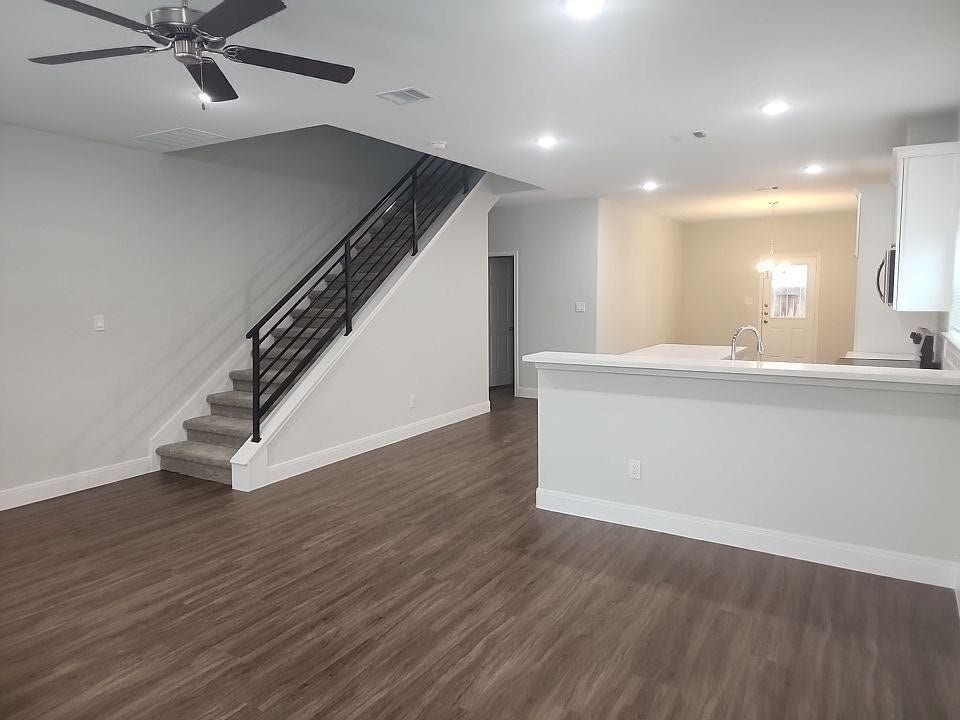 832 Elkhart Street, #A, Houston, TX 77091 832 Elkhart Street, #A, Houston, TX 77091
