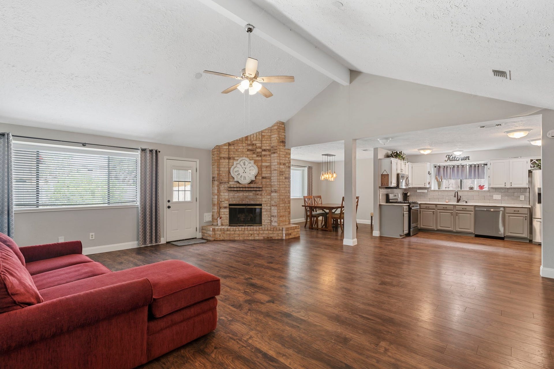 2437 Willow Bend Drive, Richmond, TX 77406 2437 Willow Bend Drive, Richmond, TX 77406