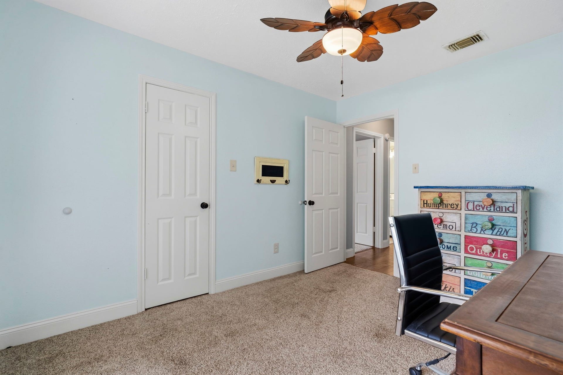 2437 Willow Bend Drive, Richmond, TX 77406 Another view of secondary bedroom also with a walk-in closet.