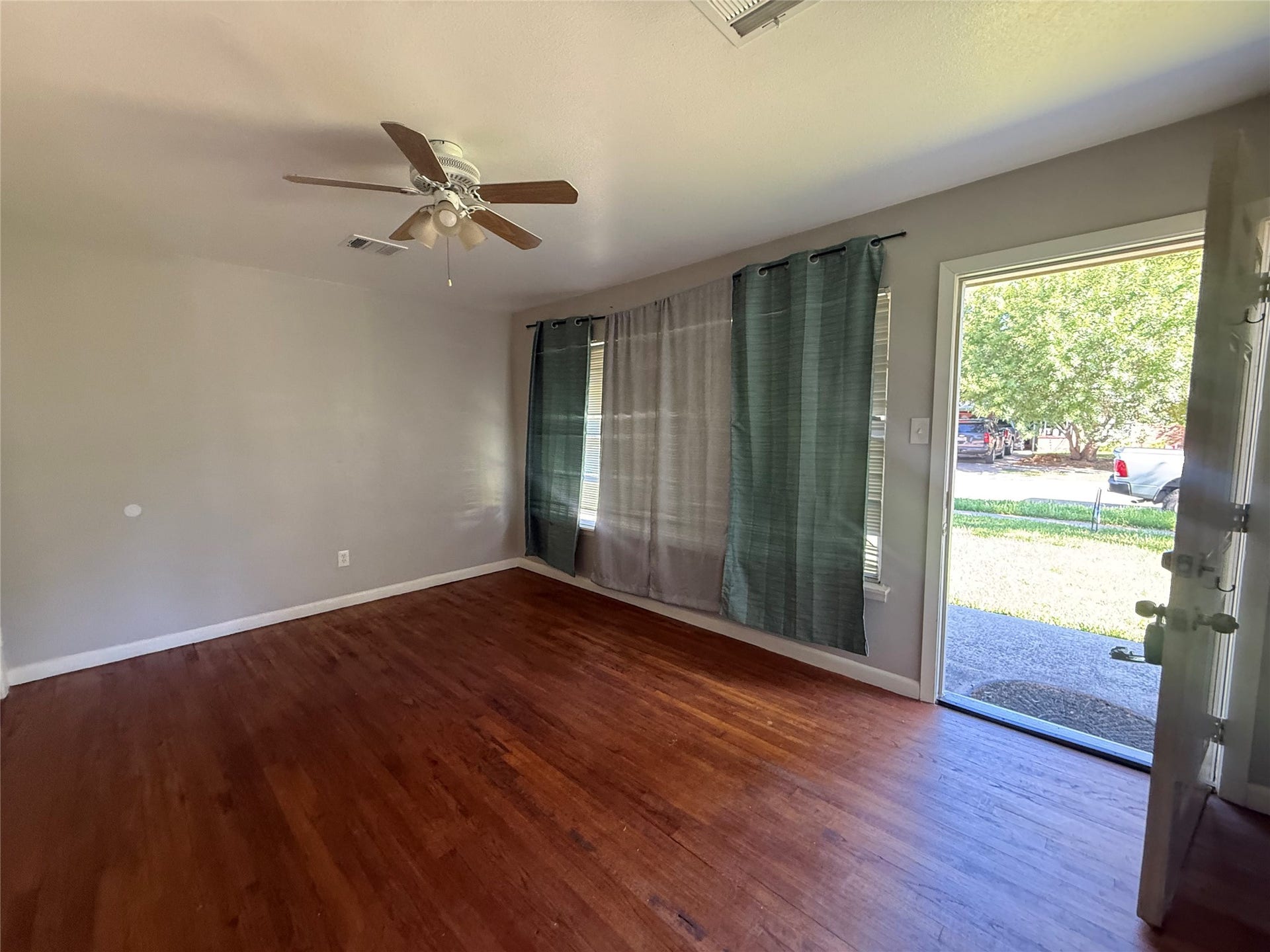 1110 Gary Avenue, Pasadena, TX 77502