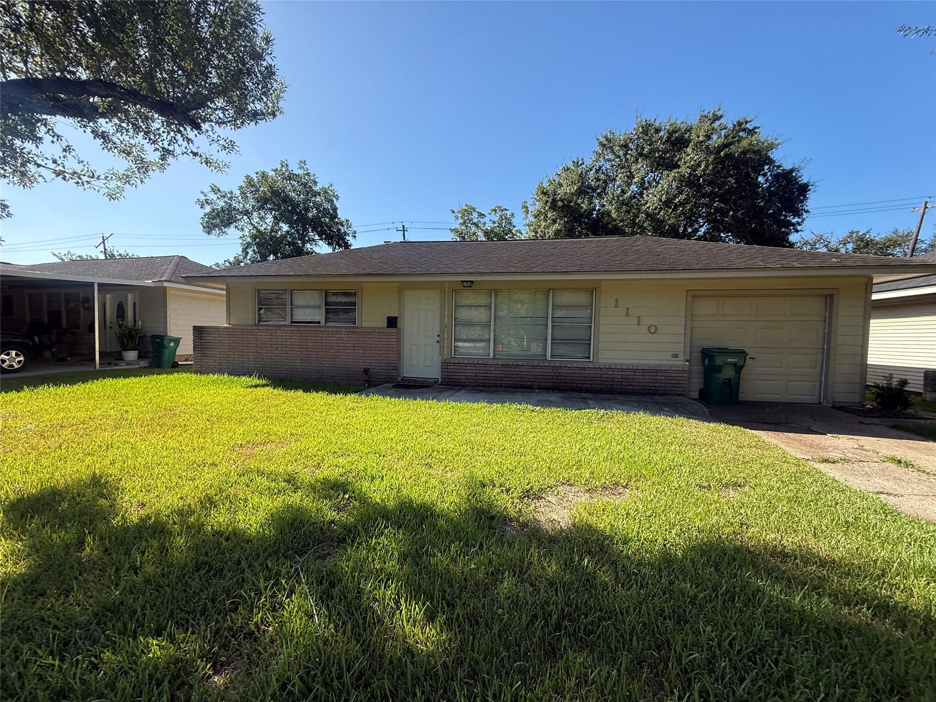 1110 Gary Avenue, Pasadena, TX 77502