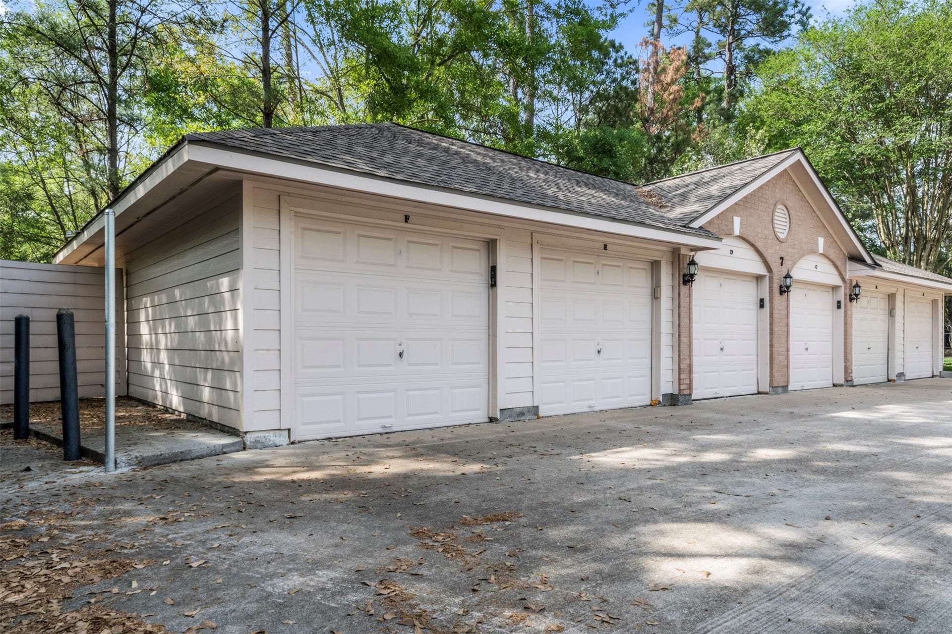 8051 Bay Branch Drive, #423, The Woodlands, TX 77382 One car garage space-Letter F