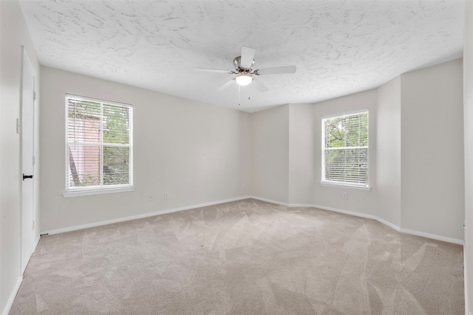 8051 Bay Branch Drive, #423, The Woodlands, TX 77382 Bedroom one