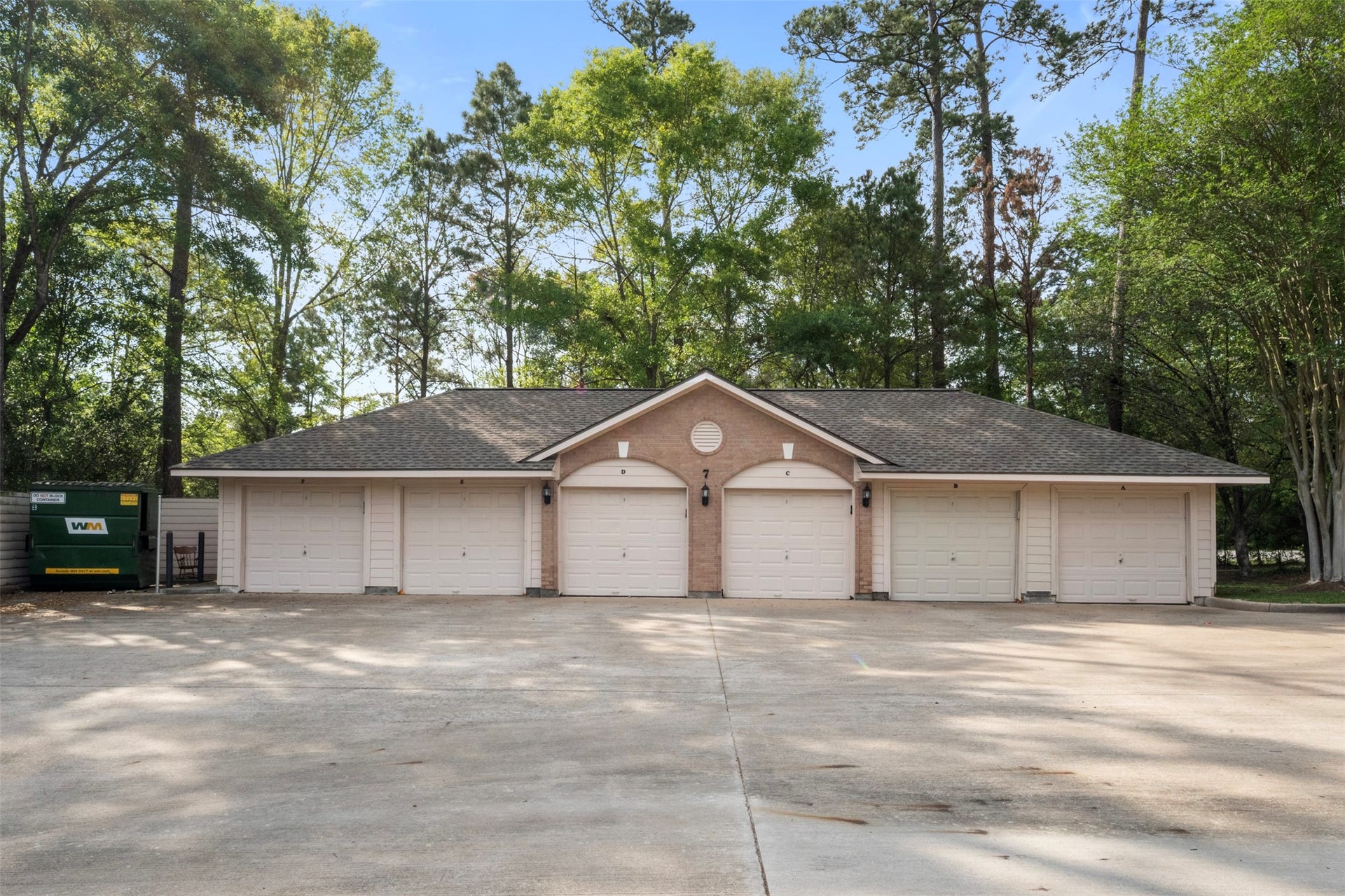 8051 Bay Branch Drive, #423, The Woodlands, TX 77382 Private garage space-One car