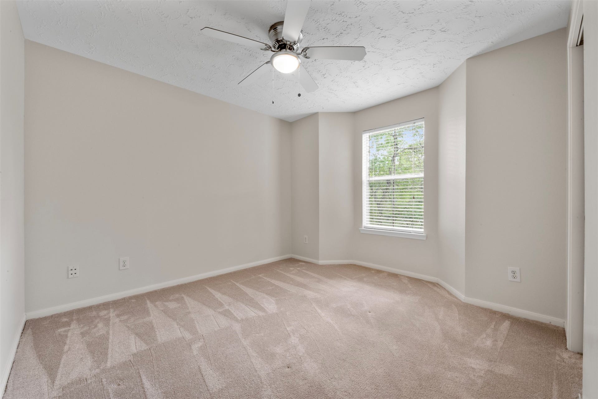 8051 Bay Branch Drive, #423, The Woodlands, TX 77382 Bedroom two