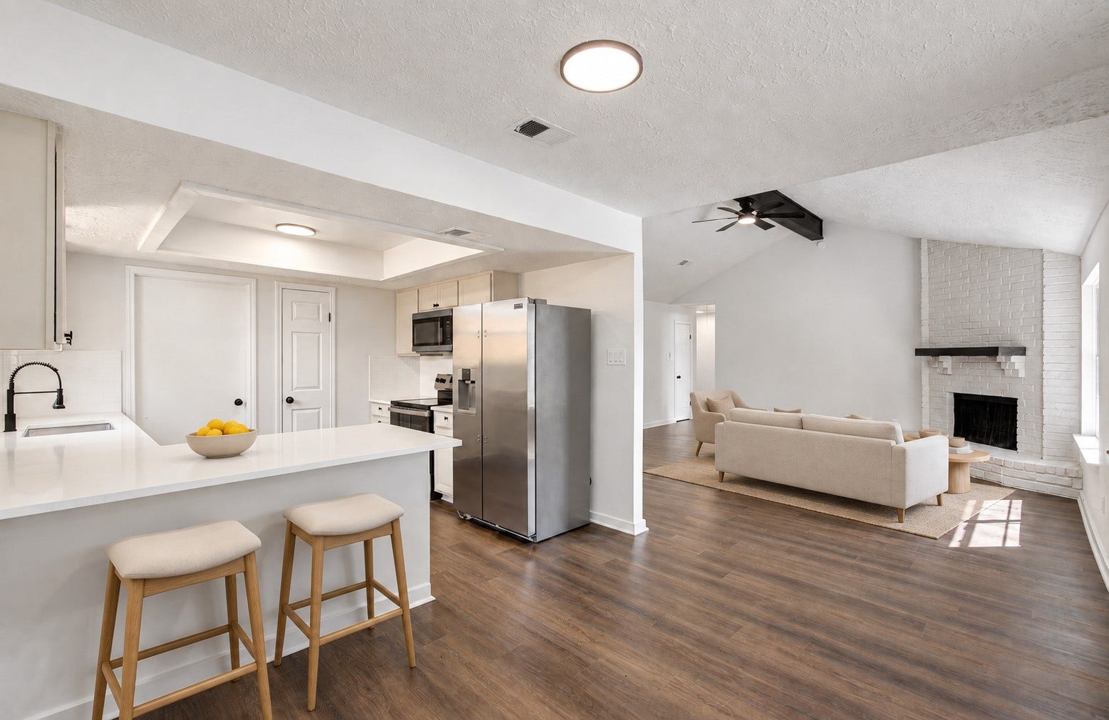 16318 Beretta Court, Houston, TX 77489 16318 Beretta Court, Houston, TX 77489