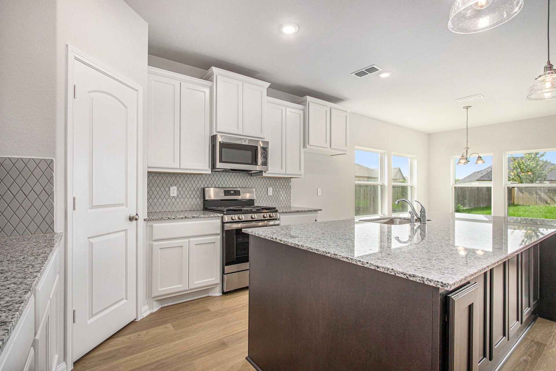411 Wellshire Drive, West Columbia, TX 77486 411 Wellshire Drive, West Columbia, TX 77486