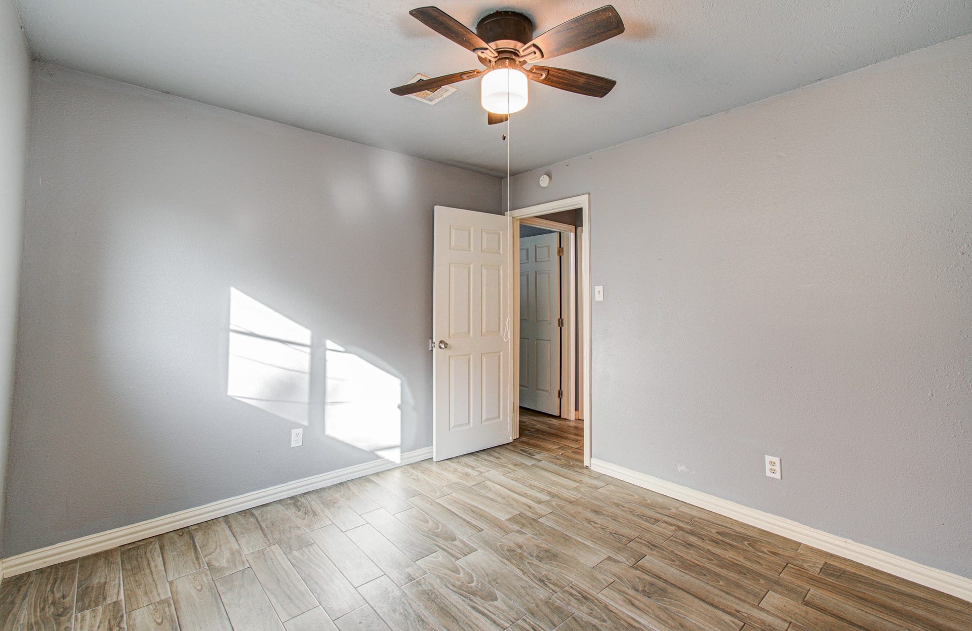 11910 Hunkler Drive, Houston, TX 77047 11910 Hunkler Drive, Houston, TX 77047