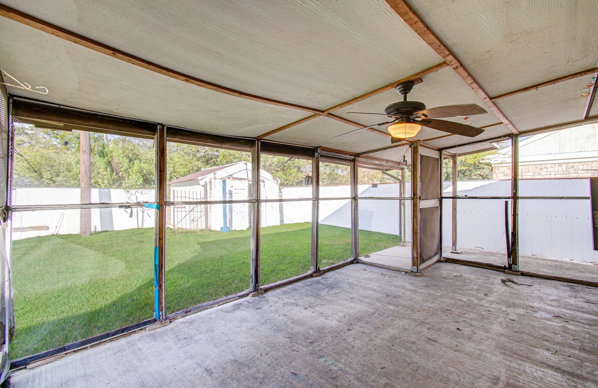 11910 Hunkler Drive, Houston, TX 77047 11910 Hunkler Drive, Houston, TX 77047