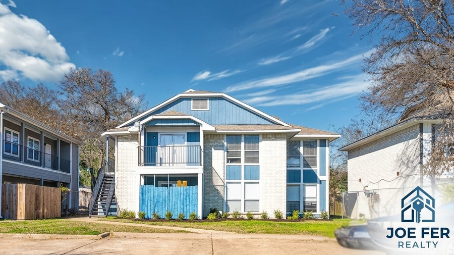 Property photo for 6118 W Mount Houston Road, #C, Houston, TX