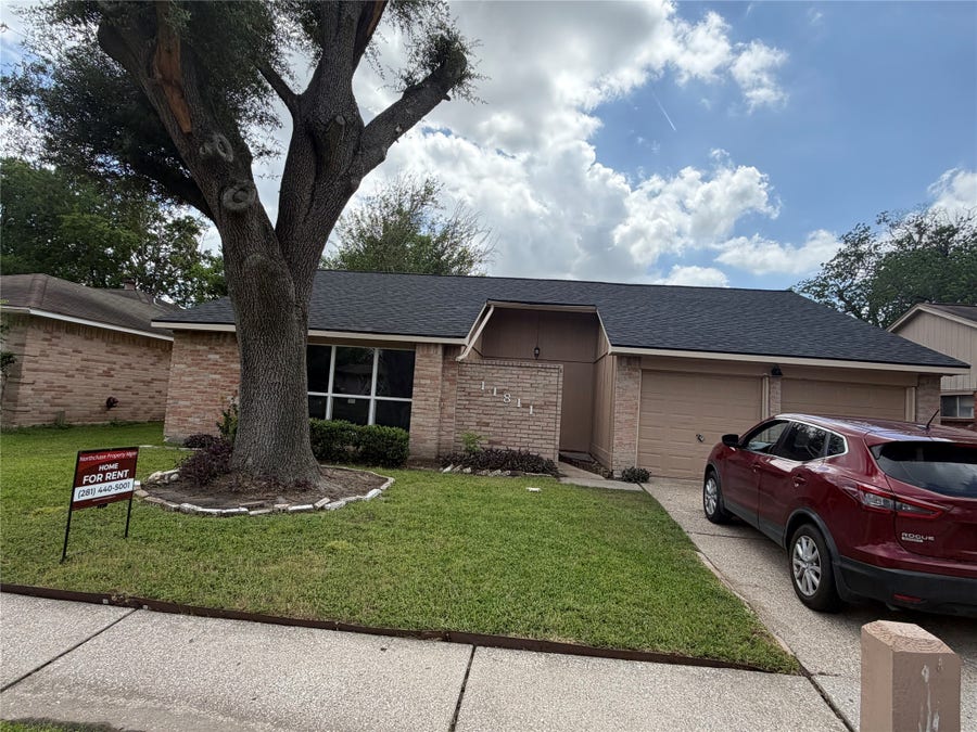 Property photo for 11811 Spruce Mountain Drive, Houston, TX