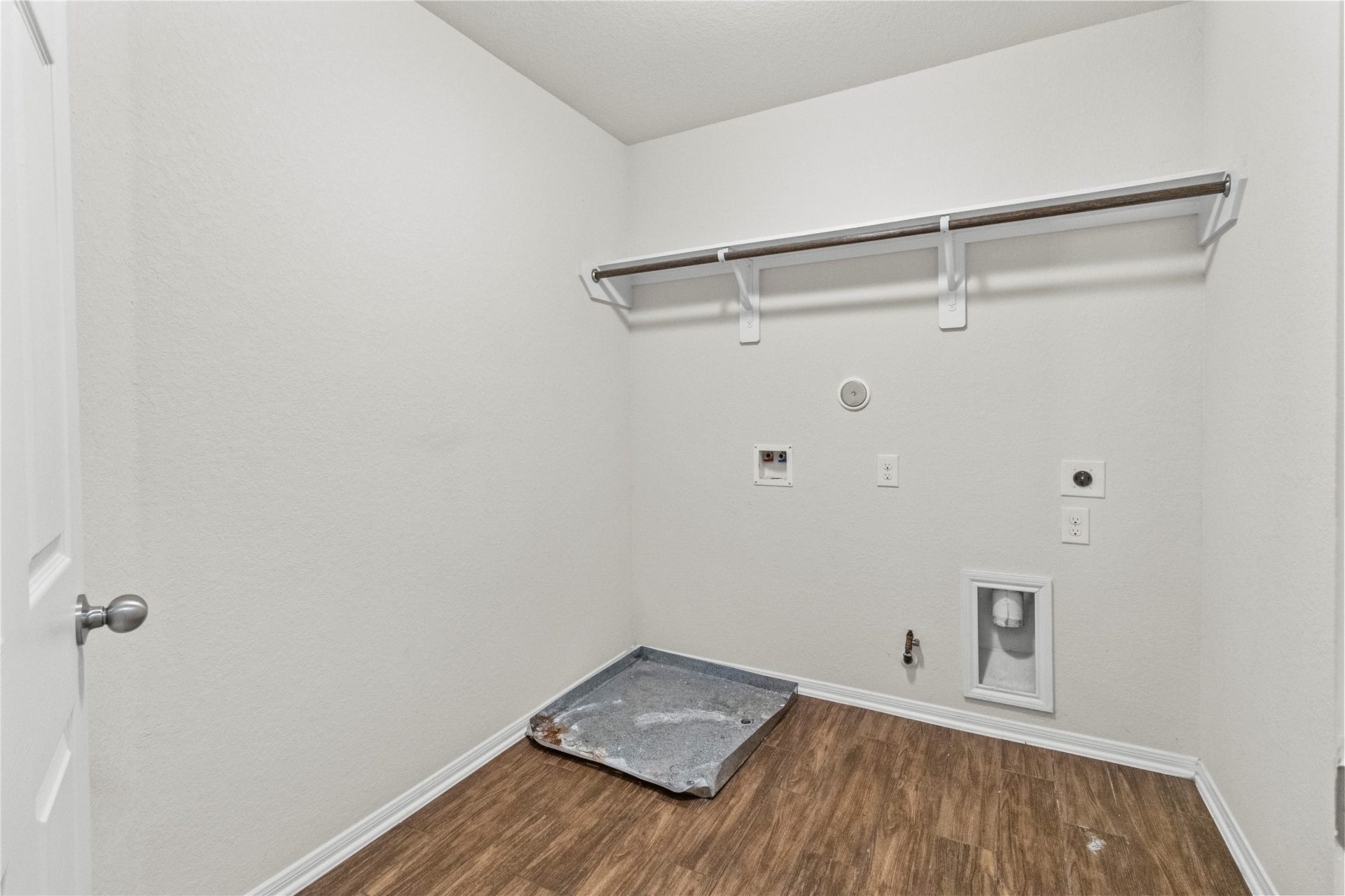 14610 Ruddy Duck Lane, Houston, TX 77049 14610 Ruddy Duck Lane, Houston, TX 77049