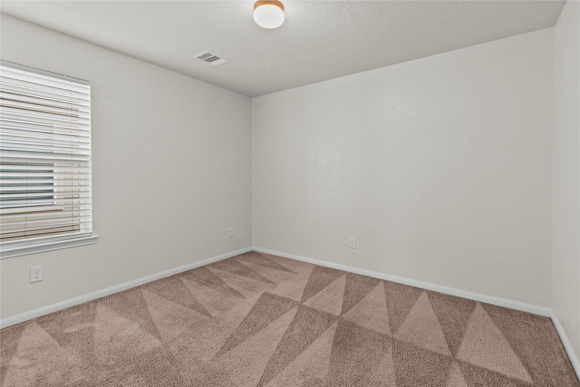14610 Ruddy Duck Lane, Houston, TX 77049 14610 Ruddy Duck Lane, Houston, TX 77049