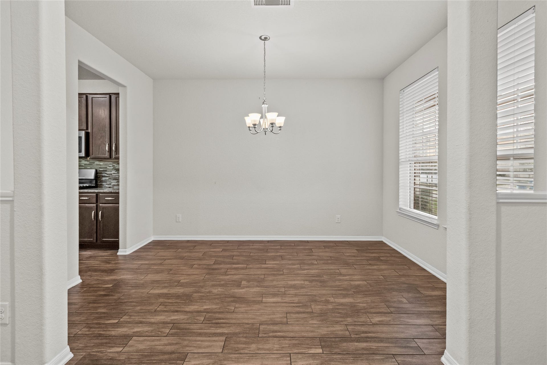 14610 Ruddy Duck Lane, Houston, TX 77049 14610 Ruddy Duck Lane, Houston, TX 77049