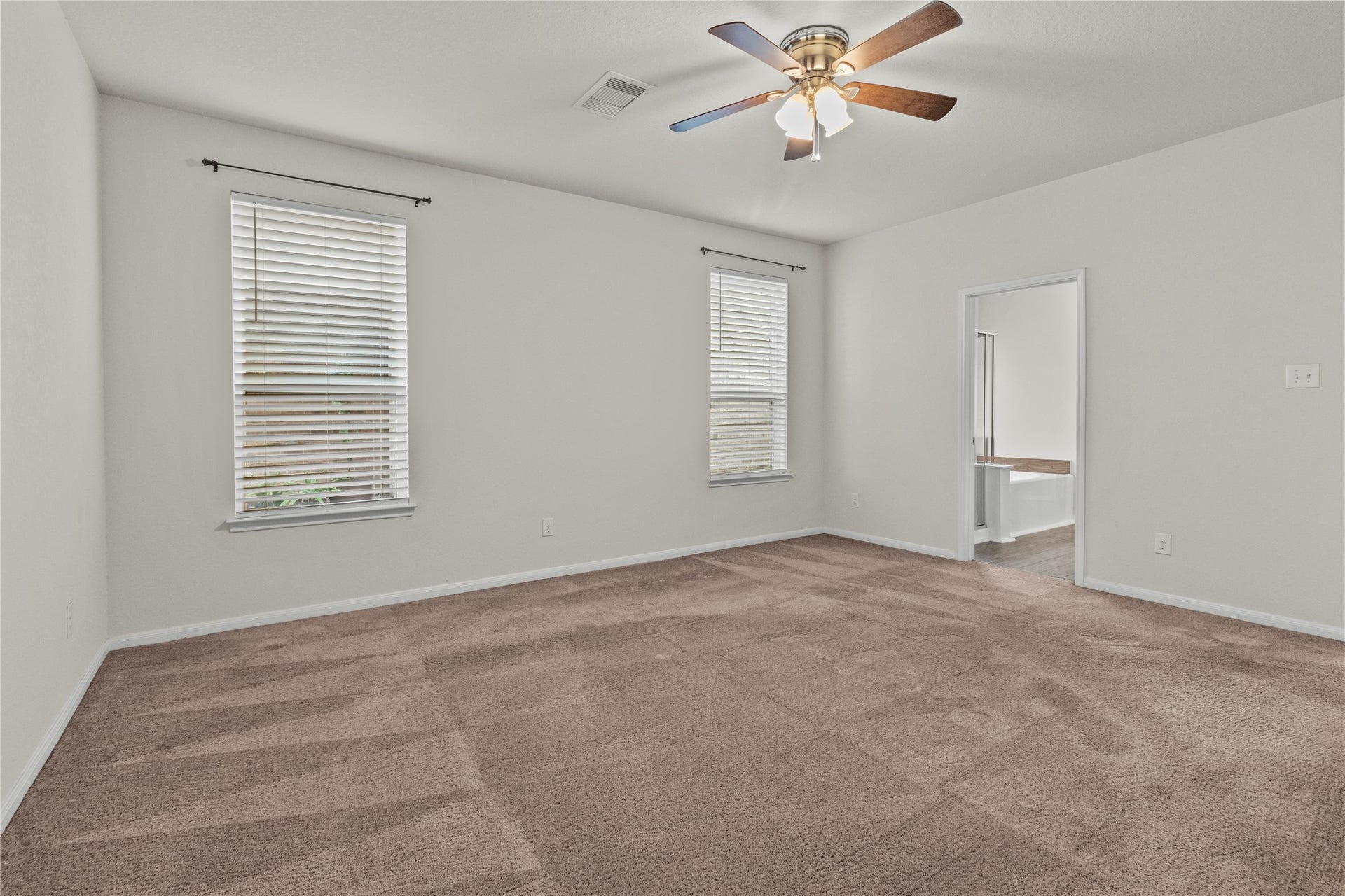 14610 Ruddy Duck Lane, Houston, TX 77049 14610 Ruddy Duck Lane, Houston, TX 77049