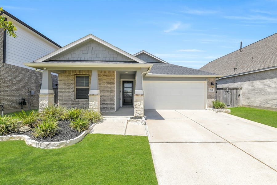 Property photo for 19338 Palfrey Prairie Trail, Tomball, TX