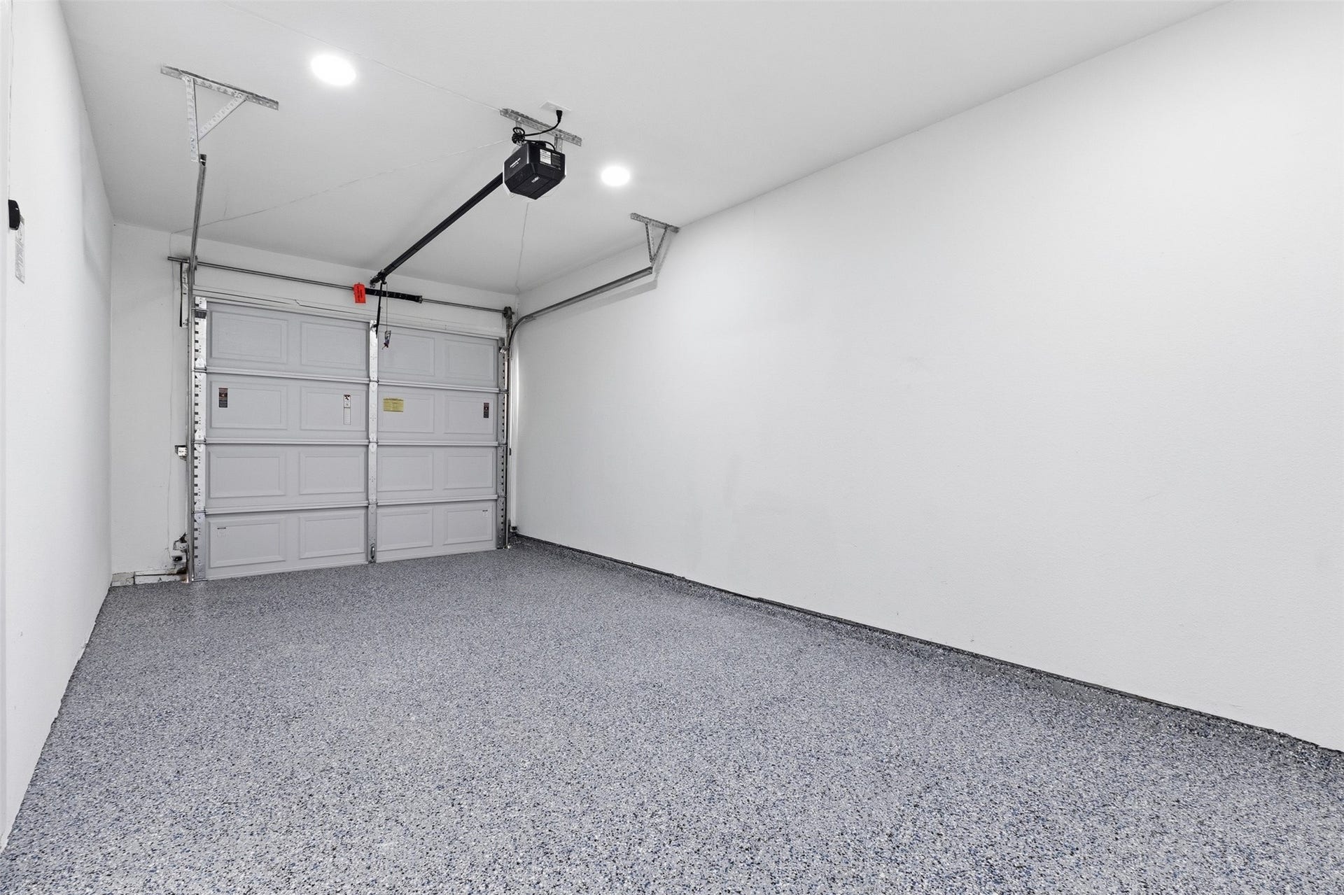 6319 Hopper Road, Houston, TX 77016 6319 Hopper Road, Houston, TX 77016