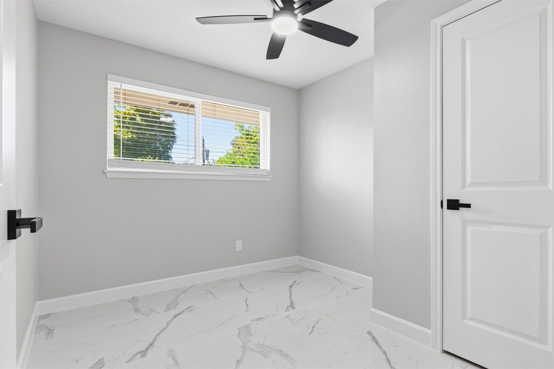 6319 Hopper Road, Houston, TX 77016 6319 Hopper Road, Houston, TX 77016