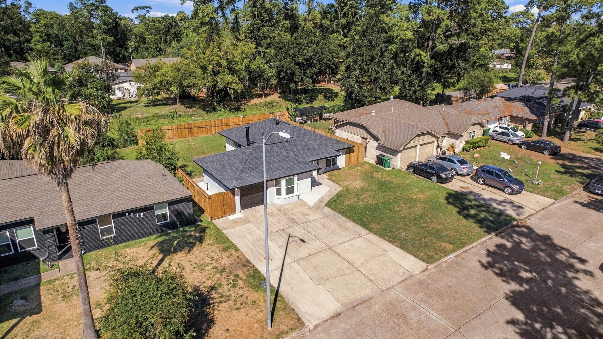 6319 Hopper Road, Houston, TX 77016 6319 Hopper Road, Houston, TX 77016