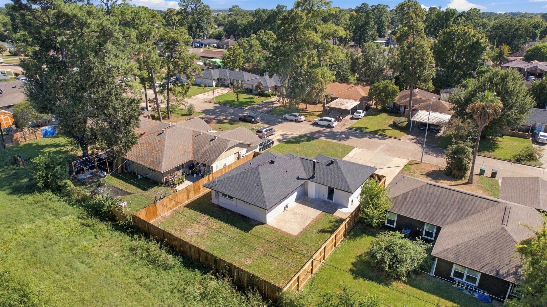 6319 Hopper Road, Houston, TX 77016 6319 Hopper Road, Houston, TX 77016