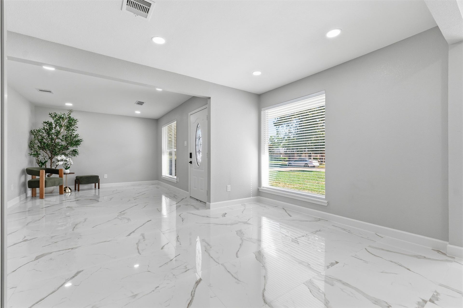 6319 Hopper Road, Houston, TX 77016 6319 Hopper Road, Houston, TX 77016