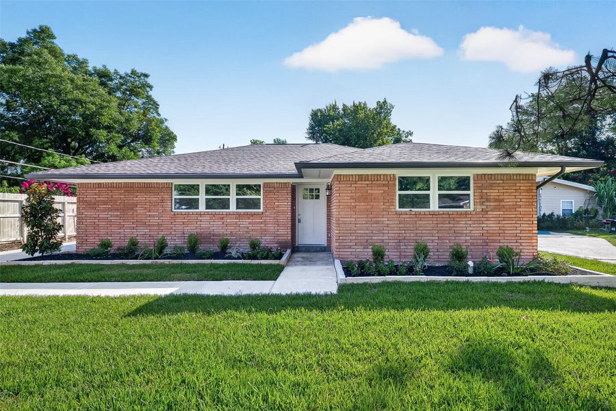 Property photo for 5427 Bliss Street, Houston, TX