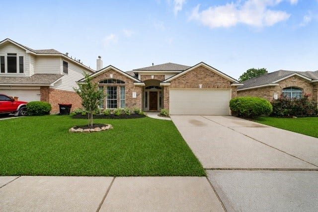 Property photo for 315 Brushy Glen Drive, Houston, TX