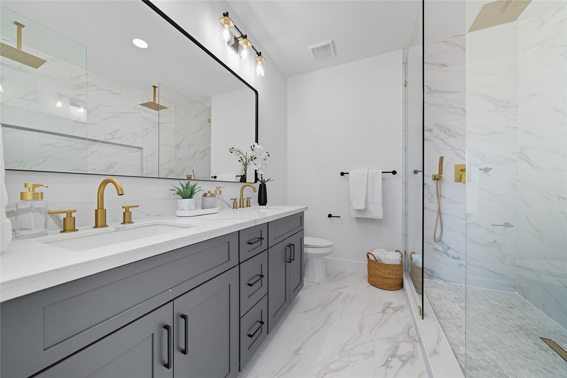 4749 Wilmington Street, #A, Houston, TX 77033 4749 Wilmington Street, #A, Houston, TX 77033