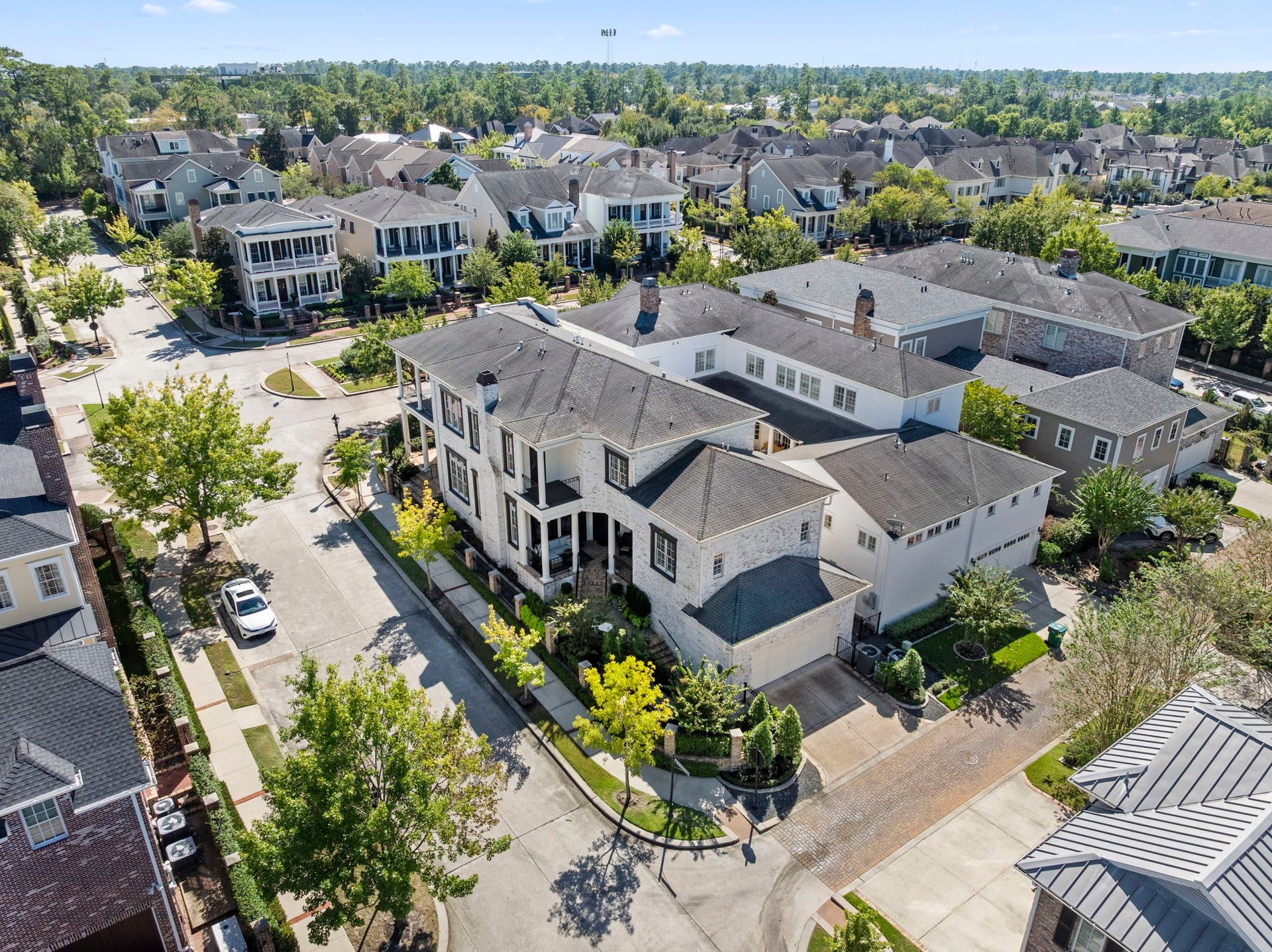 70 North Bay Boulevard, The Woodlands, TX 77380 70 North Bay Boulevard, The Woodlands, TX 77380