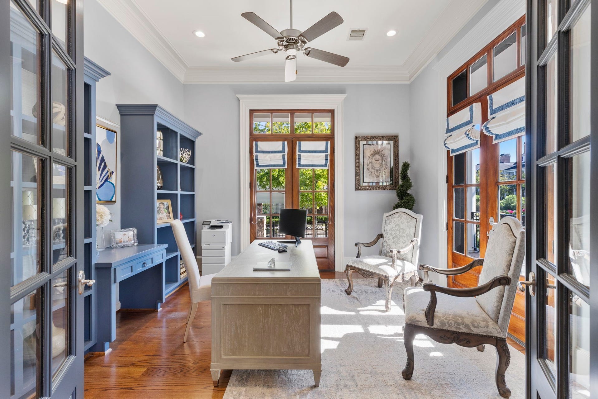 70 North Bay Boulevard, The Woodlands, TX 77380 70 North Bay Boulevard, The Woodlands, TX 77380