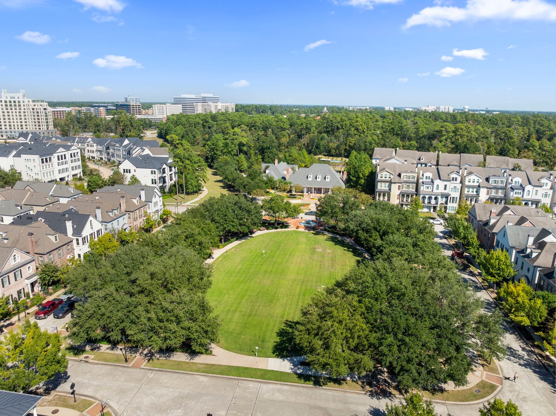 70 North Bay Boulevard, The Woodlands, TX 77380 70 North Bay Boulevard, The Woodlands, TX 77380