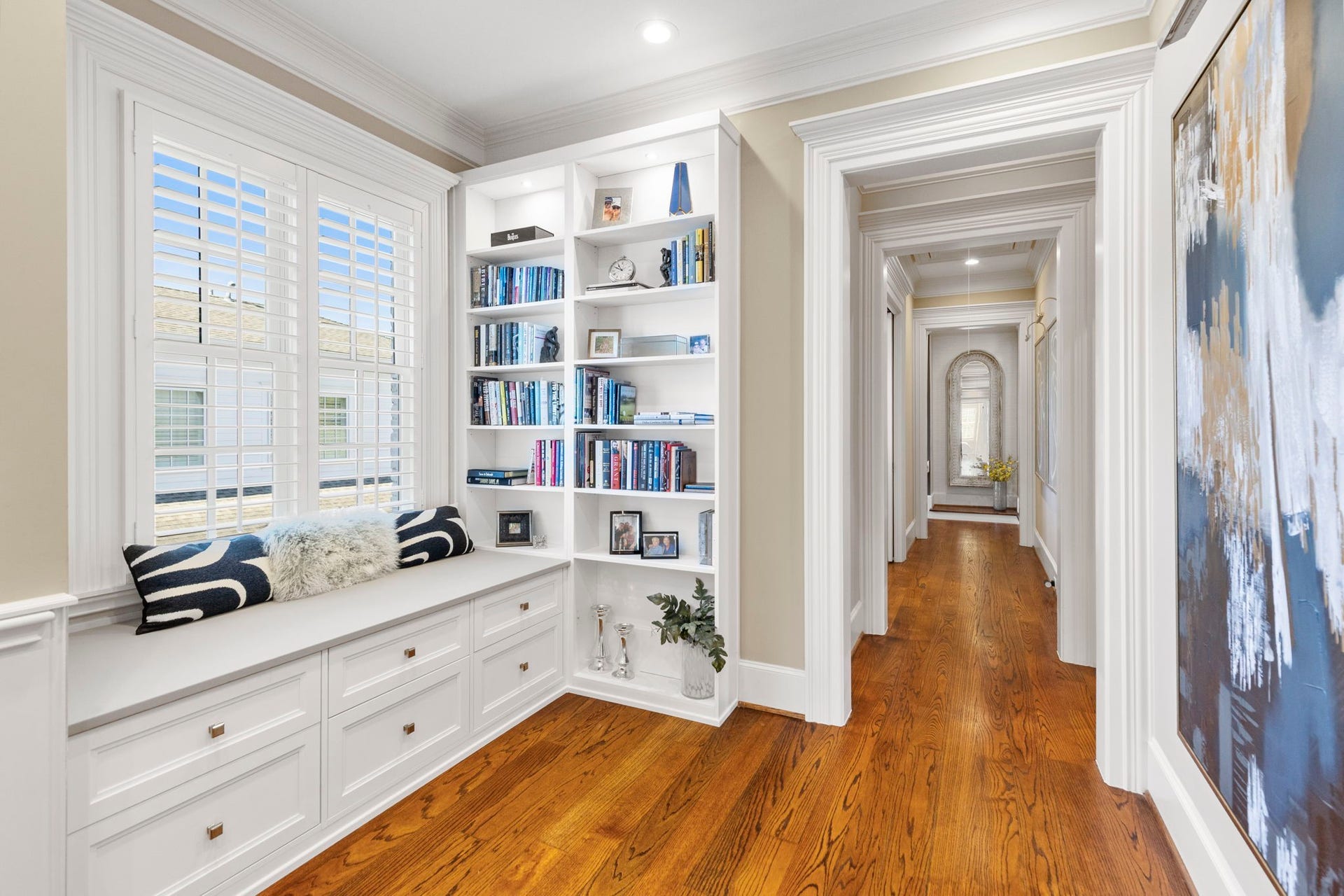 70 North Bay Boulevard, The Woodlands, TX 77380 70 North Bay Boulevard, The Woodlands, TX 77380