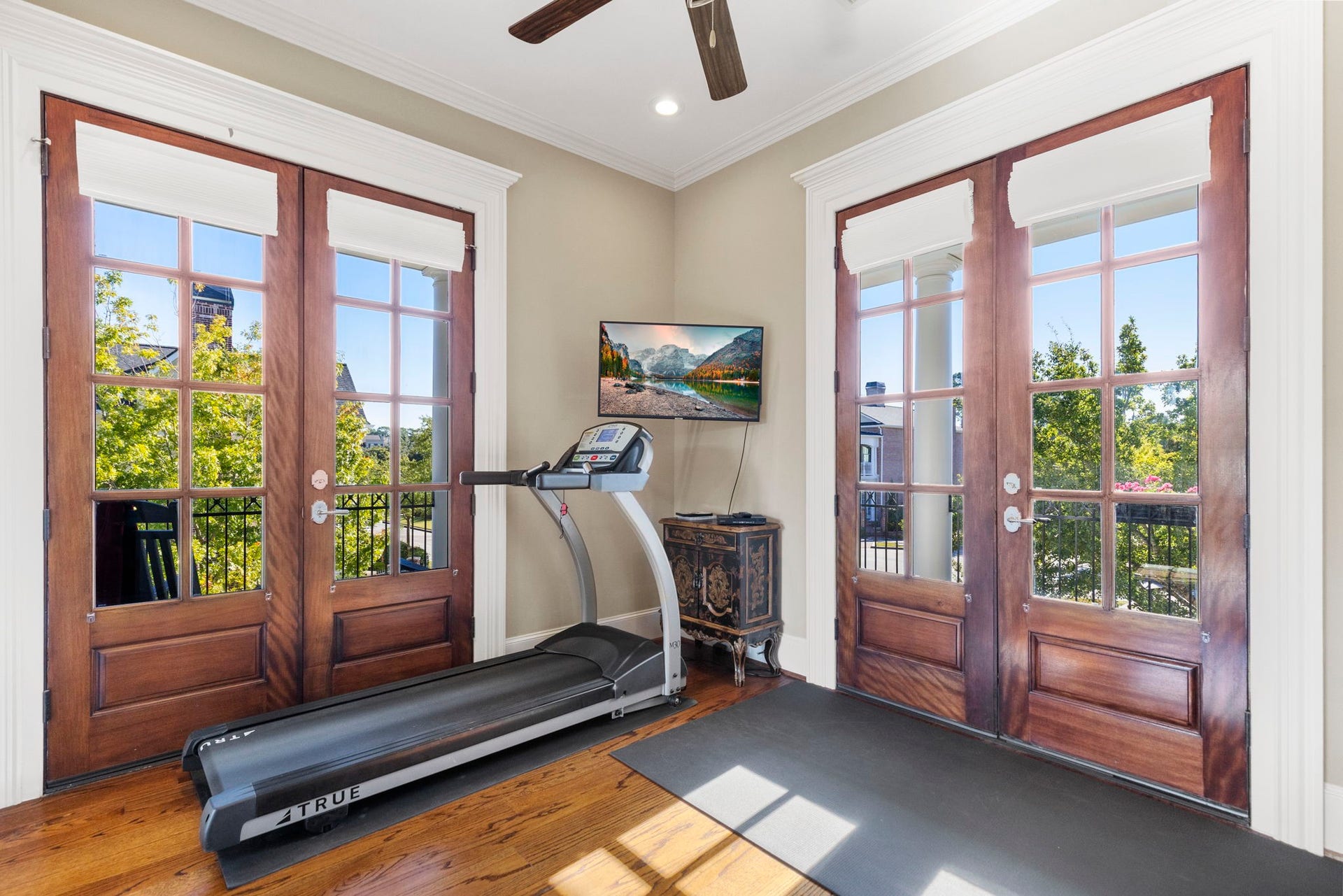 70 North Bay Boulevard, The Woodlands, TX 77380 70 North Bay Boulevard, The Woodlands, TX 77380