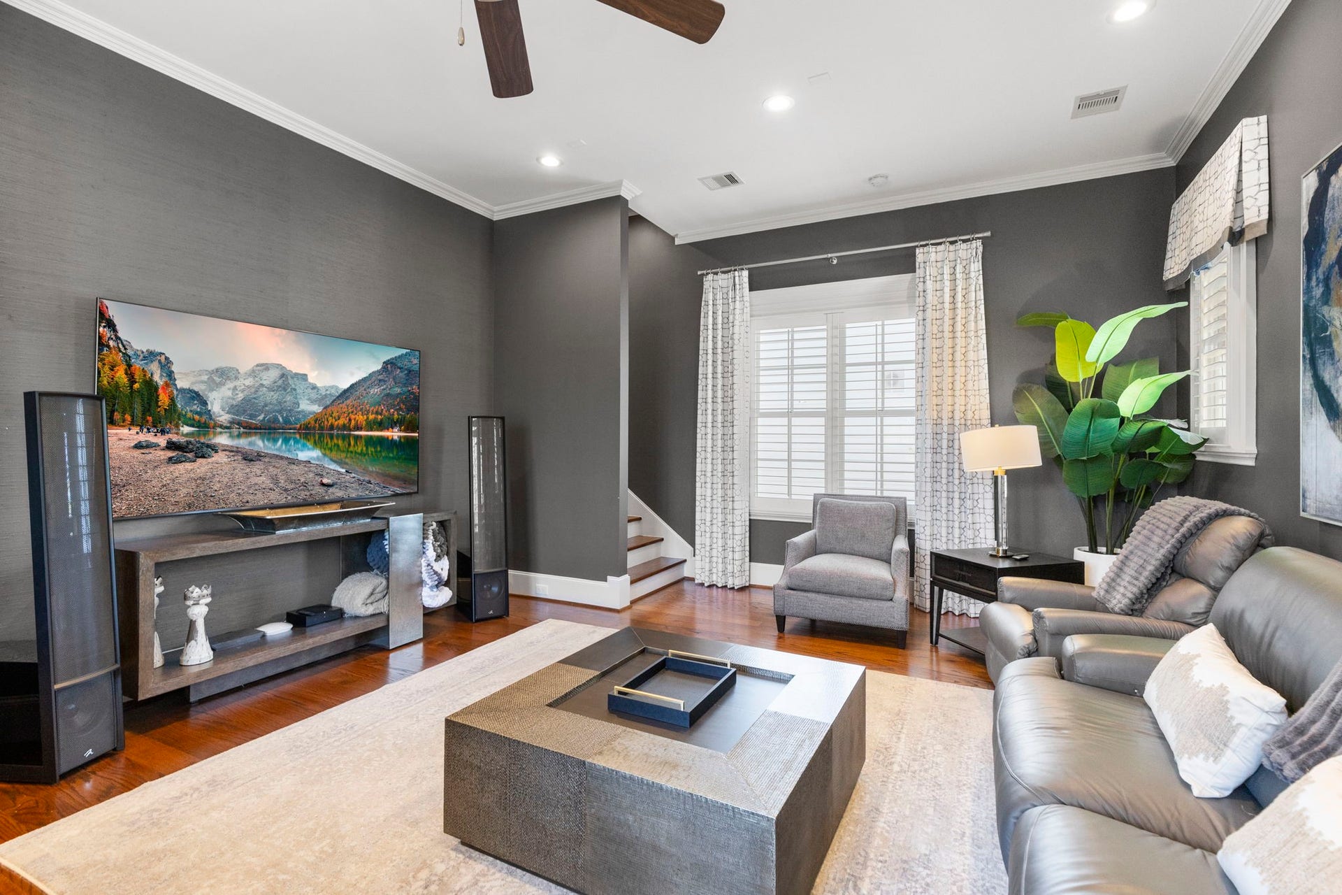 70 North Bay Boulevard, The Woodlands, TX 77380 70 North Bay Boulevard, The Woodlands, TX 77380