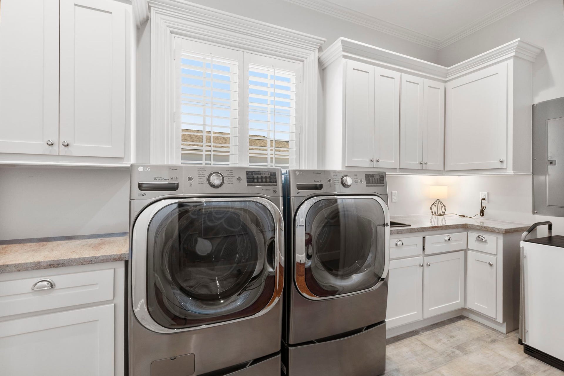70 North Bay Boulevard, The Woodlands, TX 77380 70 North Bay Boulevard, The Woodlands, TX 77380