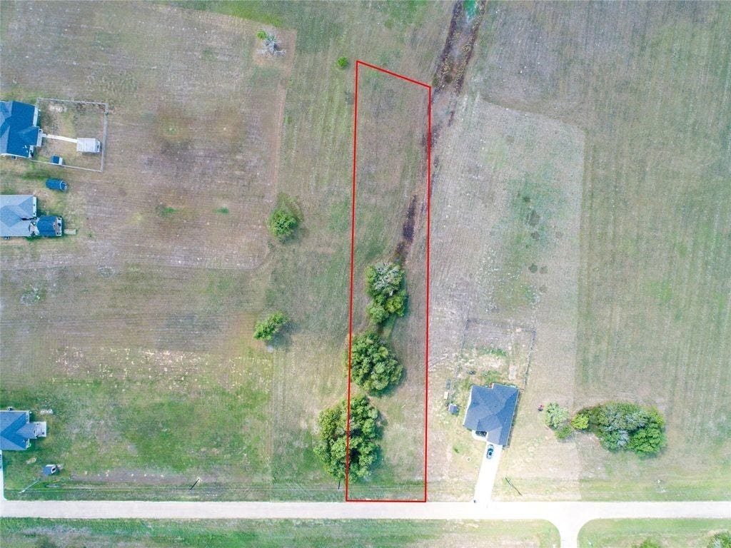 308 Colt Trail, Angleton, TX 77515 308 Colt Trail, Angleton, TX 77515