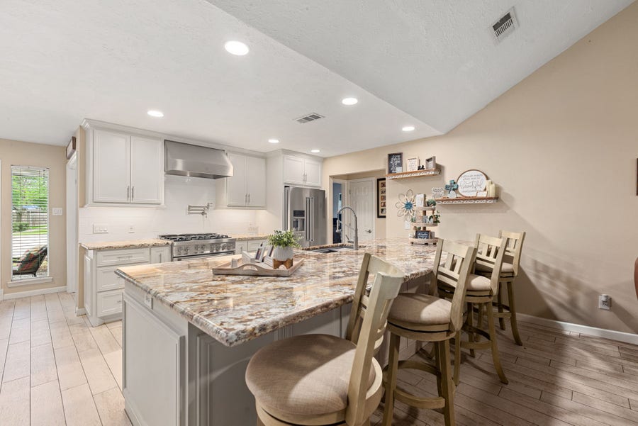 Property photo for 1103 Pinecroft Drive, Sugar Land, TX