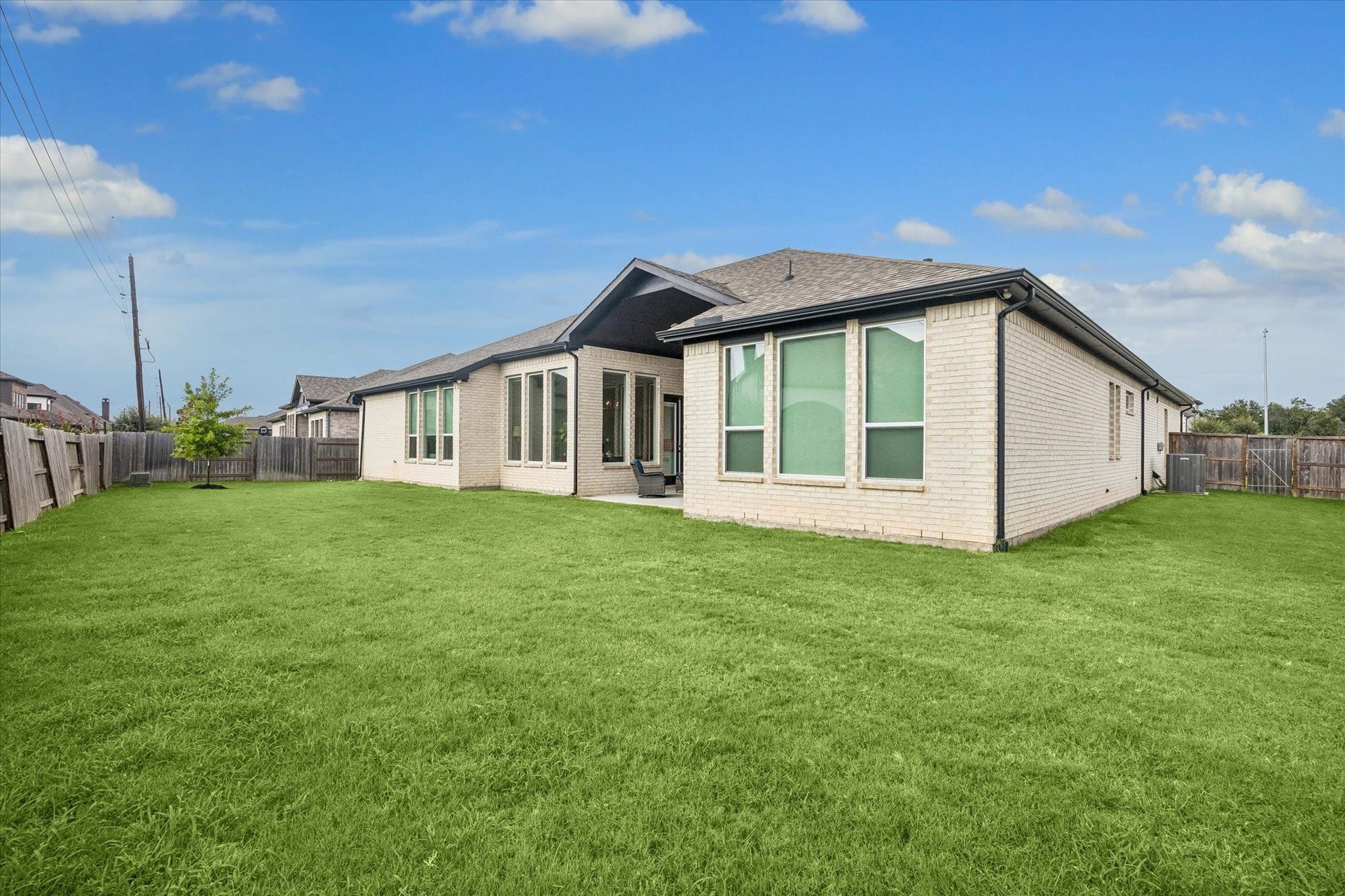 4811 Parkgate Avenue, Fulshear, TX 77441 4811 Parkgate Avenue, Fulshear, TX 77441