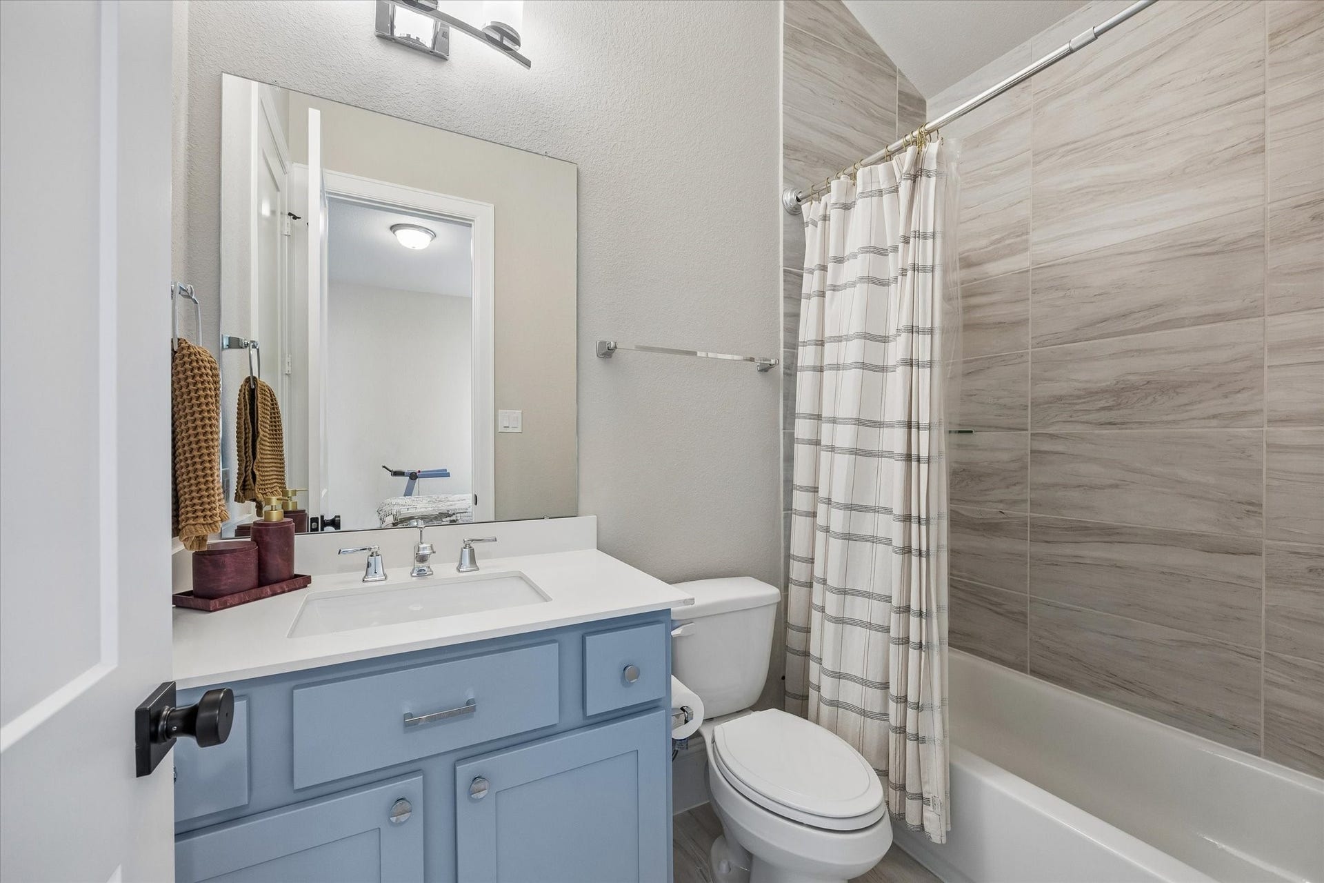4811 Parkgate Avenue, Fulshear, TX 77441 4811 Parkgate Avenue, Fulshear, TX 77441