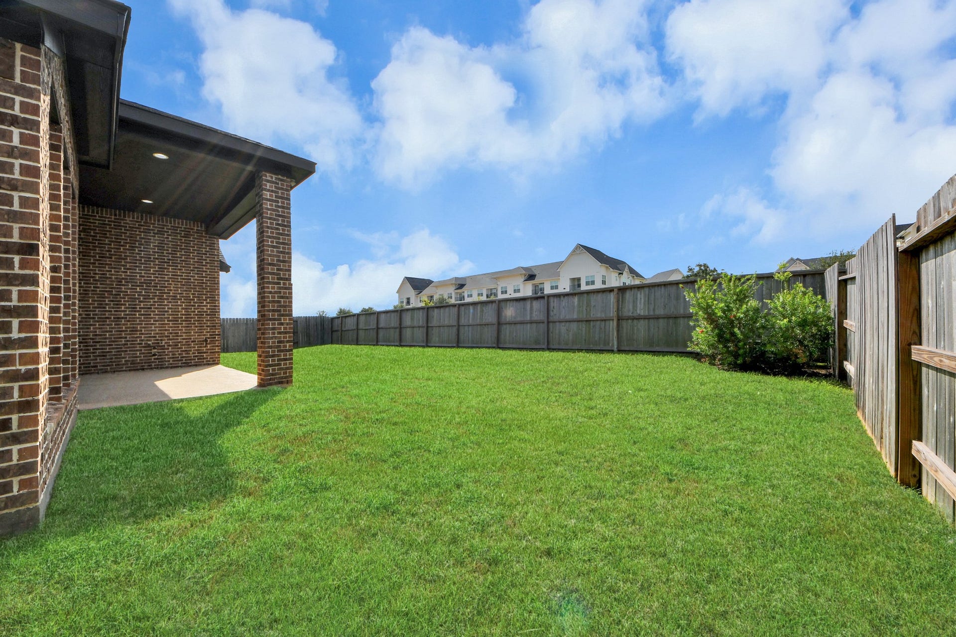 24319 Norwood Groves Drive, Richmond, TX 77469 Spacious backyard