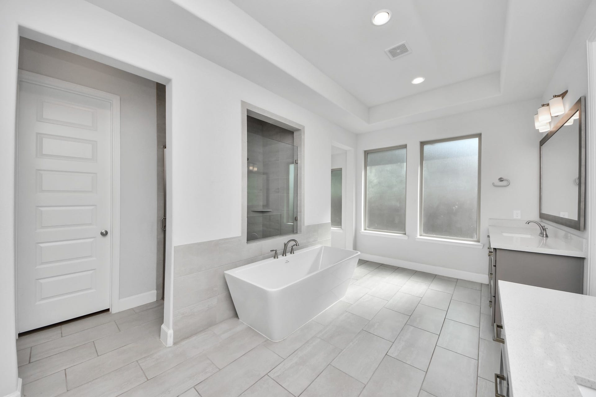 24319 Norwood Groves Drive, Richmond, TX 77469 Primary bathroom