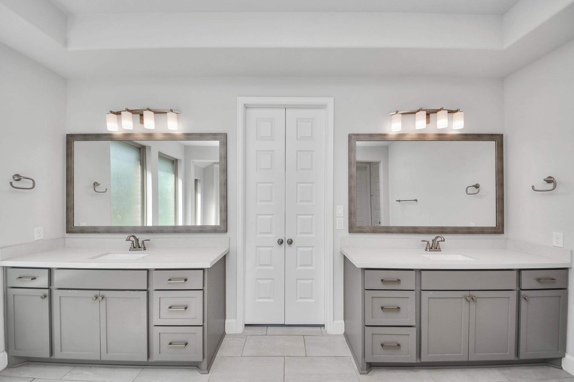 24319 Norwood Groves Drive, Richmond, TX 77469 Primary bathroom