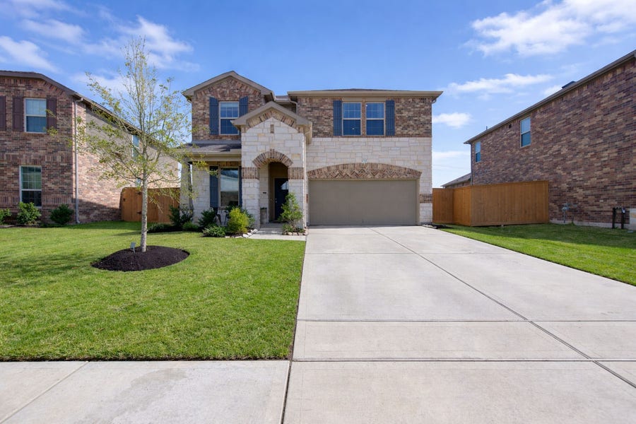 Property photo for 8206 Wave Arbor Drive, Cypress, TX