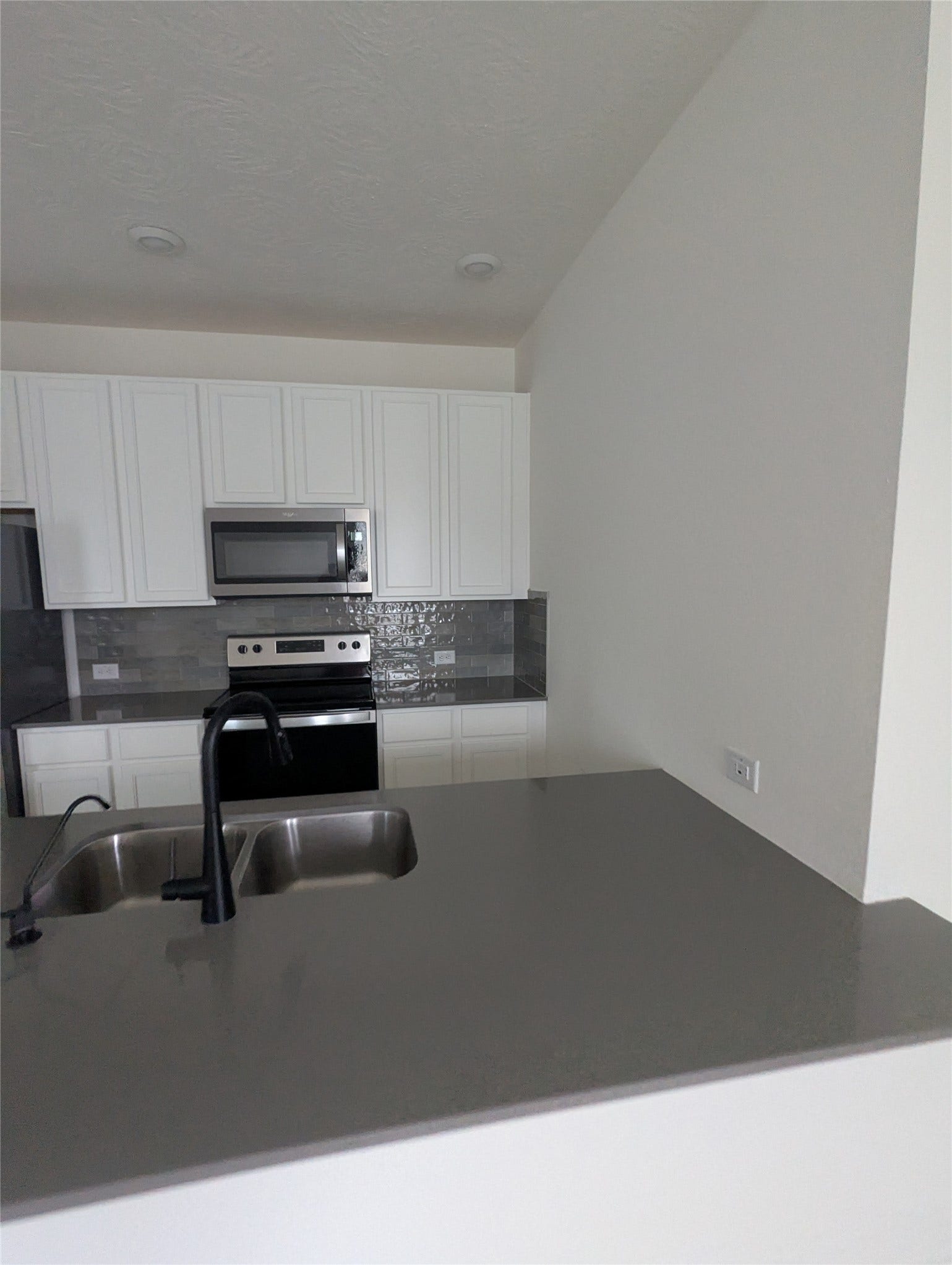 1301 Green Jay Lane, La Marque, TX 77568 1301 Green Jay Lane, La Marque, TX 77568