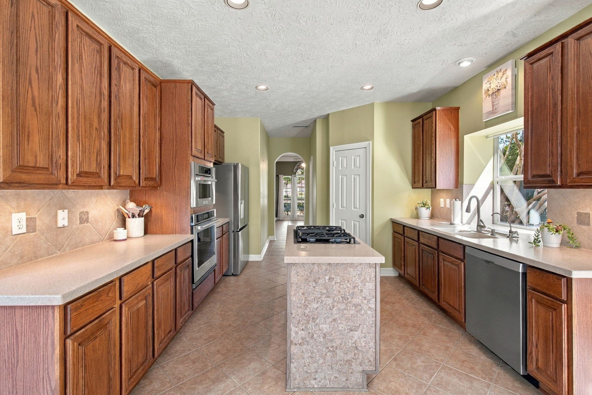 12411 Stallion Court, Magnolia, TX 77354 12411 Stallion Court, Magnolia, TX 77354