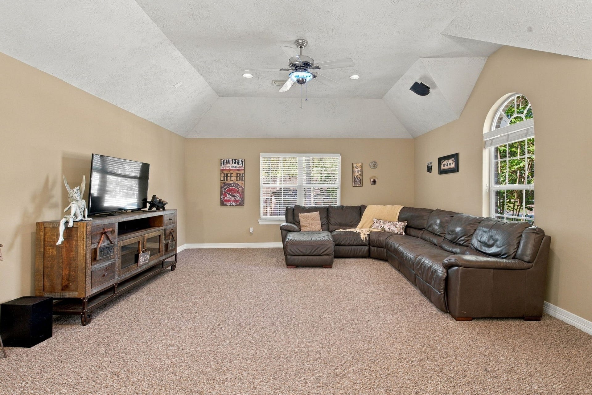12411 Stallion Court, Magnolia, TX 77354 12411 Stallion Court, Magnolia, TX 77354