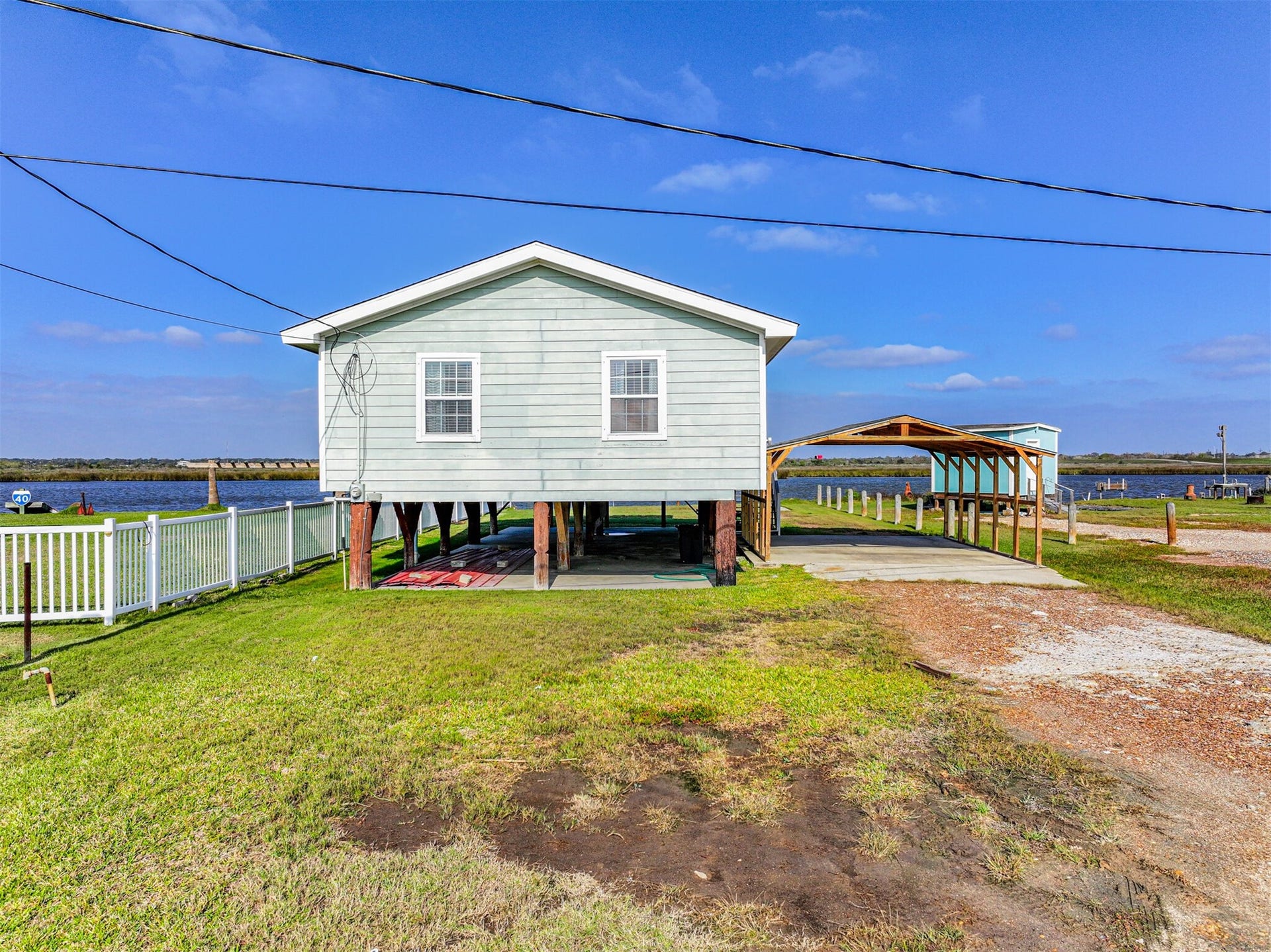 4622 Bayou Lane, Hitchcock, TX 77563 4622 Bayou Lane, Hitchcock, TX 77563
