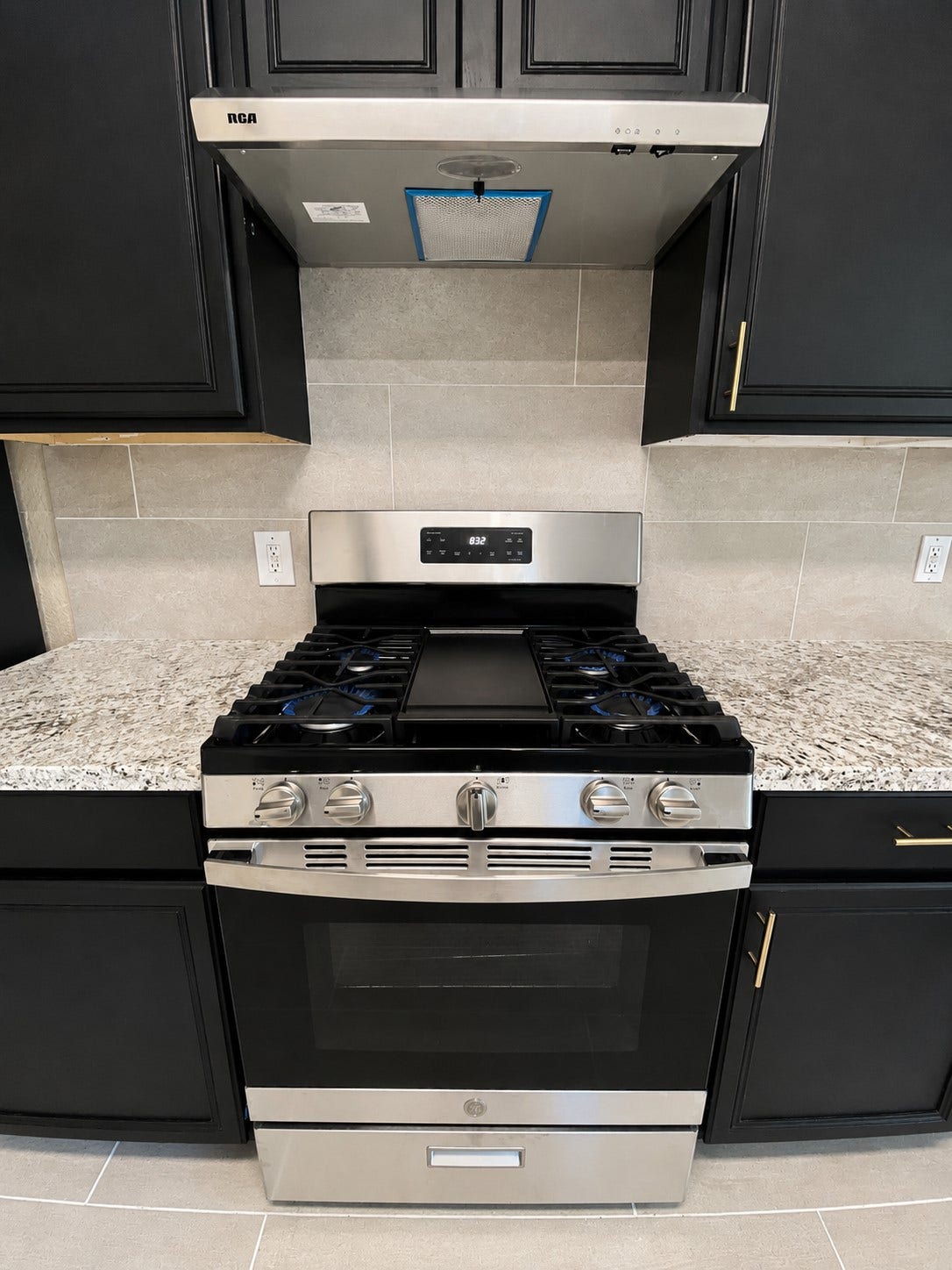 215 Doncaster Street, Conroe, TX 77303 215 Doncaster Street, Conroe, TX 77303